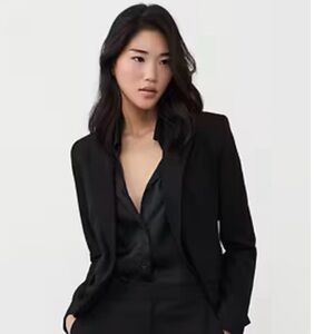 Banana Republic Twill Classic Blazer in Black
